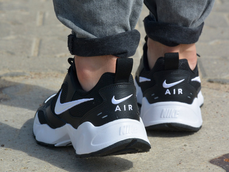 Buty Nike Air Heights (AT4522-003)