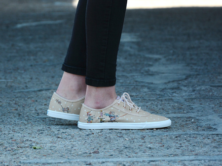 BUTY TOMS x DISNEY GUS & JAQ CARMEL (10012499)