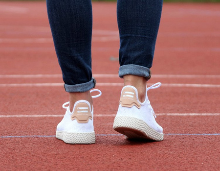 ADIDAS PHARRELL WILLIAMS TENNIS HU (CQ2169)