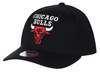 MITCHELL & NESS - CZAPKA Z DASZKIEM - CHICAGO BULLS HHSSINTL1245-CBUBLCK