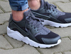 NIKE HUARACHE RUN PREMIUM (704830-009)