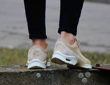 NIKE AIR MAX JEWELL PREMIUM TEXTILE (917672-200)