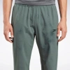 REEBOK - SPODNIE DRESOWE - WOVEN PANT HS5940