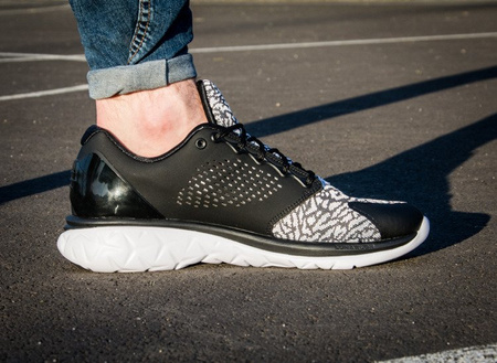 JORDAN TRAINER ST (820253-012)