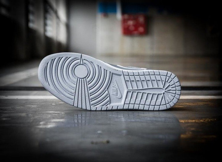 AIR JORDAN 1 MID (554724-031)