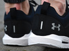 BUTY UNDER ARMOUR HOVR CTW (3022427-001)