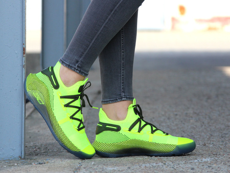 BUTY UNDER ARMOUR GS CURRY 6 (3020415-302)