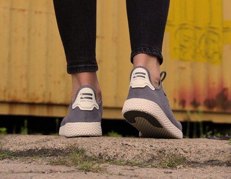 ADIDAS PHARRELL WILLIAMS TENNIS HU (CG7162)