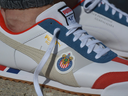 BUTY PUMA Roma x Club Deportivo Guadalajara (370900-01)
