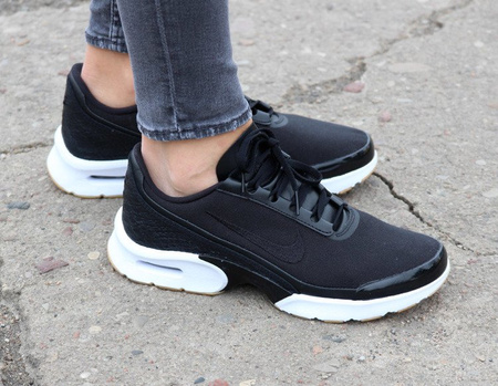 NIKE AIR MAX JEWELL SE BLACK/WHITE (896195-001)