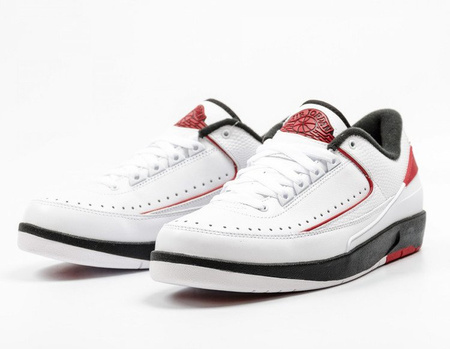 AIR JORDAN 2 RETRO LOW CHICAGO (832819-101)