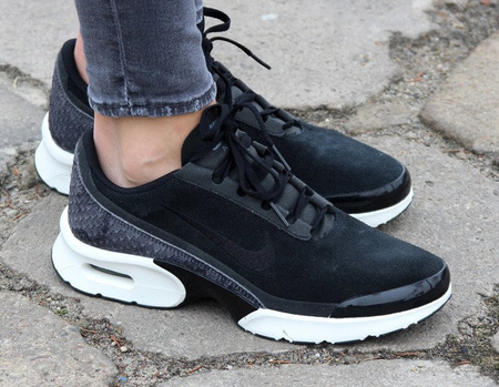 NIKE AIR MAX JEWELL PREMIUM TEXTILE (917672-002)