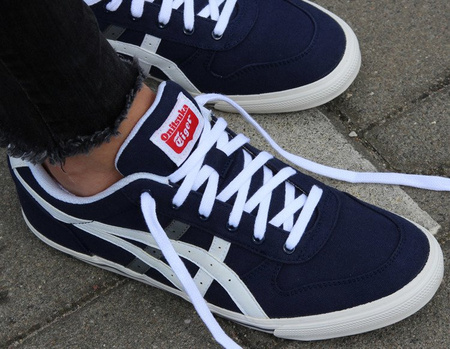 BUTY ASICS ONITSUKA (C3A3Q-5001)