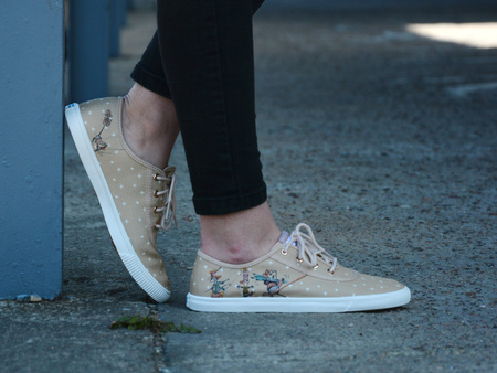 BUTY TOMS x DISNEY GUS & JAQ CARMEL (10012499)