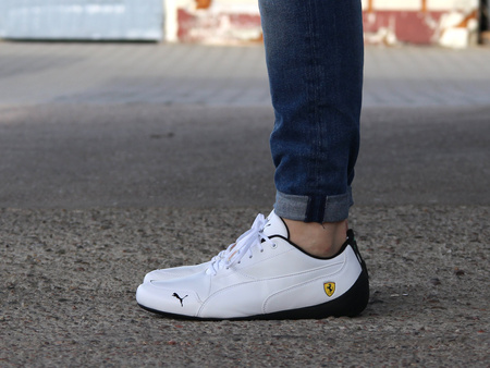 BUTY PUMA FERRARI DRIFT CAT 7 (305998-06)
