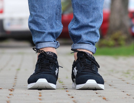 ASICS GEL-RESPECTOR (HN6A1-9001)