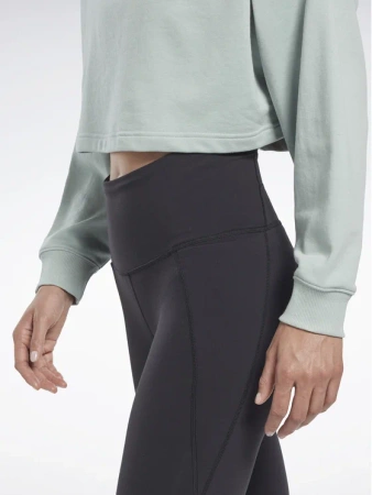 REEBOK - KRÓTKA BLUZA DAMSKA - S VECTOR KNIT CREW HM5770