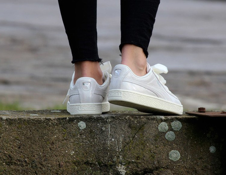 PUMA WMN'S BASKET HEART (364108-02)