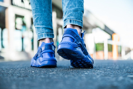 NIKE AIR HUARACHE RUN (654275-405)