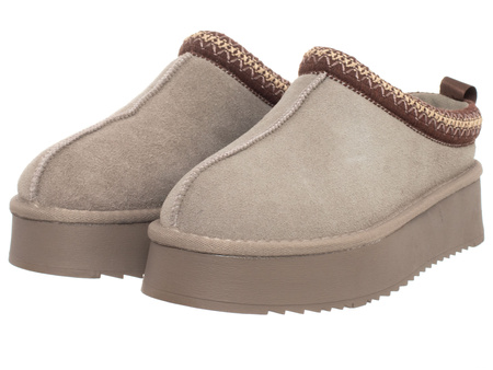 Buty damskie SOLO SOPRANI COUTURE SCW421P22/52 SABOT FUR TAUPE