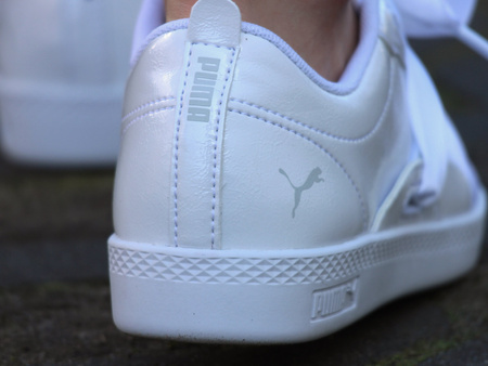 BUTY PUMA SMASH WN'S BKL PATENT (369638-01)