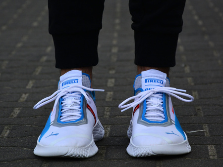 BUTY PUMA x PIRELLI Replicat-X (306467-02)