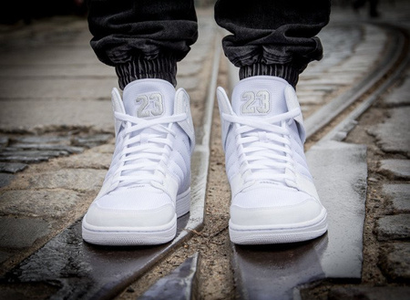 JORDAN 1 FLIGHT 4 (820135-100)