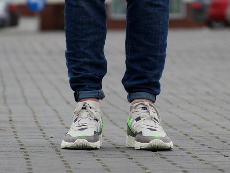 BUTY ADIDAS YUNG-96 (F97182)