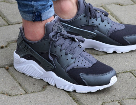 NIKE HUARACHE RUN PREMIUM (704830-009)