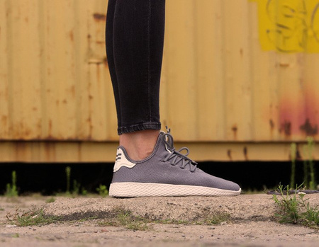 ADIDAS PHARRELL WILLIAMS TENNIS HU (CG7162)
