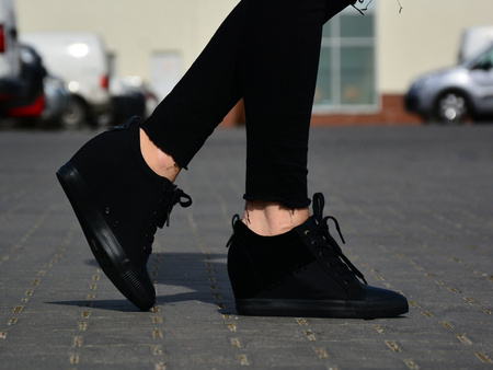 BUTY CALVIN KLEIN RORY NYLON (R0647)