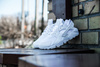 NIKE AIR HUARACHE (318429-111)