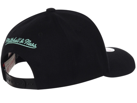 MITCHELL & NESS - CZAPKA Z DASZKIEM - CHICAGO BULLS HHSSINTL1243-CBUBLCK