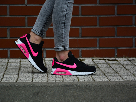 Buty NIKE AIR MAX IVO Black / Pink ( 579998-060)