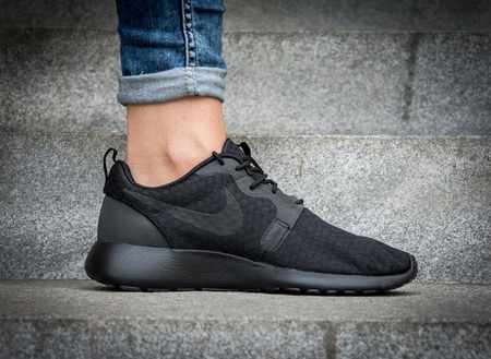 NIKE ROSHE ONE HYPERFUSE (636220-005)