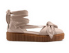 BUTY PUMA X FENTY RIHANNA BOW CREEPER SANDAL (365794-02)