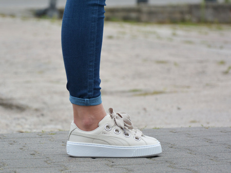 BUTY PUMA PLATFORM Kiss Lea 366460-02