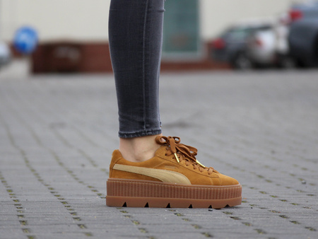 PUMA Cleated Creeper Suede WN'S (366268-02)