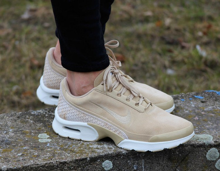 NIKE AIR MAX JEWELL PREMIUM TEXTILE (917672-200)