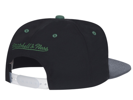 MITCHELL & NESS - CZAPKA Z DASZKIEM INTL239 BOSCEL