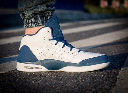JORDAN FLIGHT TRADITION "WHITE/FRENCH BLUE" (819472-107)