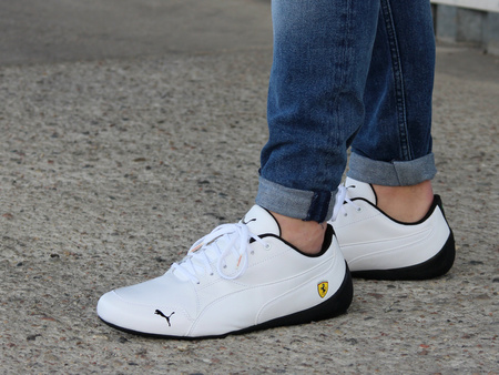 BUTY PUMA FERRARI DRIFT CAT 7 (305998-06)