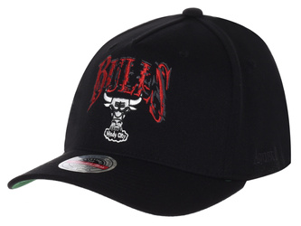 MITCHELL & NESS - CZAPKA Z DASZKIEM - NBA SUGA GLITCH STRETCH SNAPBACK BULLS - HC2074-CBUBLCK