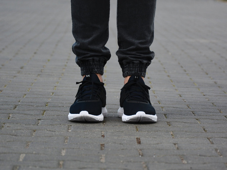 BUTY UNDER ARMOUR HOVR CTW (3022427-001)